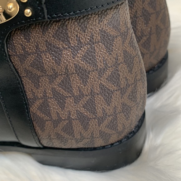 MICHAEL KORS black & brown booties size 6.5 - Picture 8 of 8